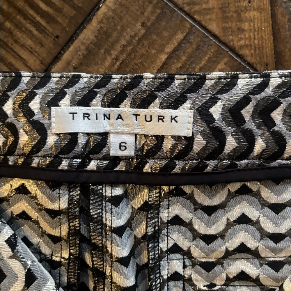 Trina Turk -The Banshee pant cropped bootcut dress pant in metallic jacquard. - Picture 10 of 15